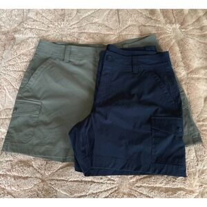 Lot of 2 - Eddie Bauer Cargo Pocket Shorts Women 5" Flat Front Navy & Grey 10